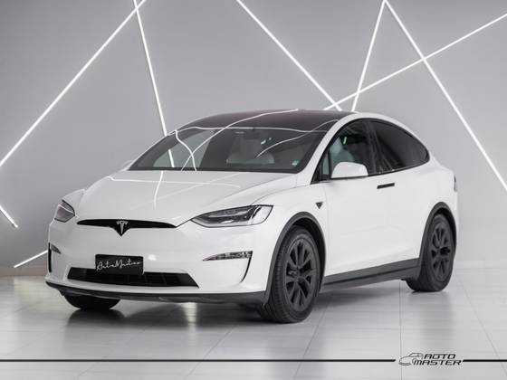 TESLA MODEL X ELÉTRICO PLAID